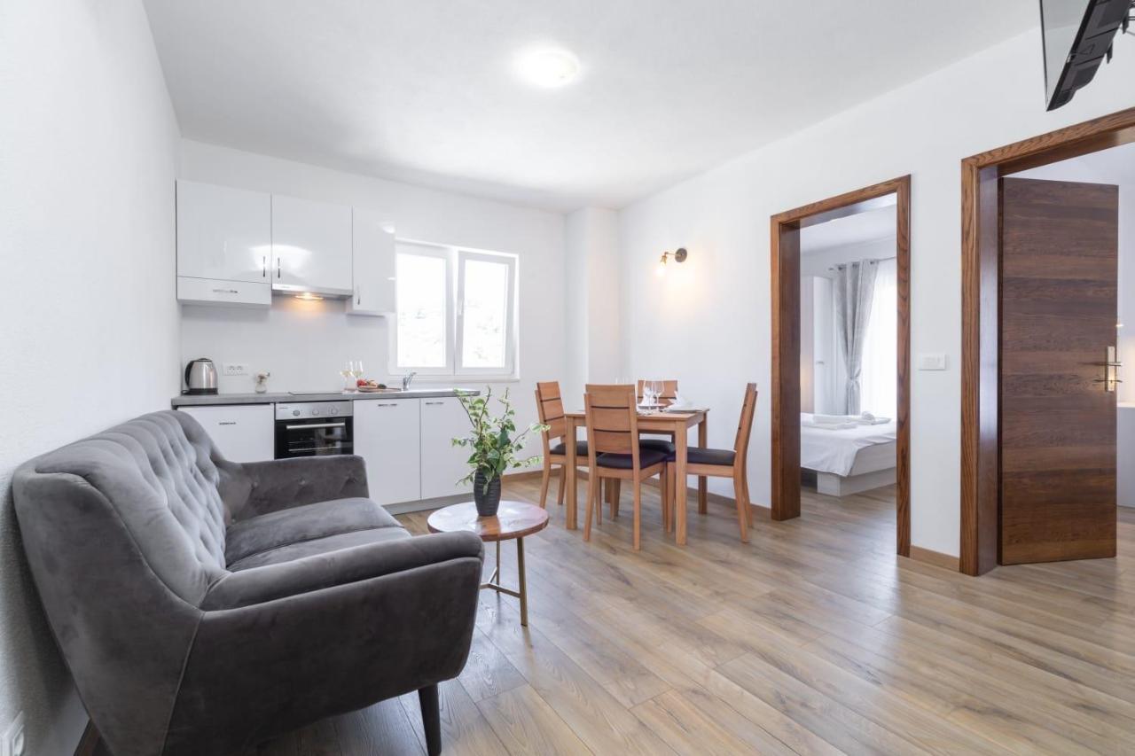 Maloa Two Bedroom Apartment Smokvica  Eksteriør billede