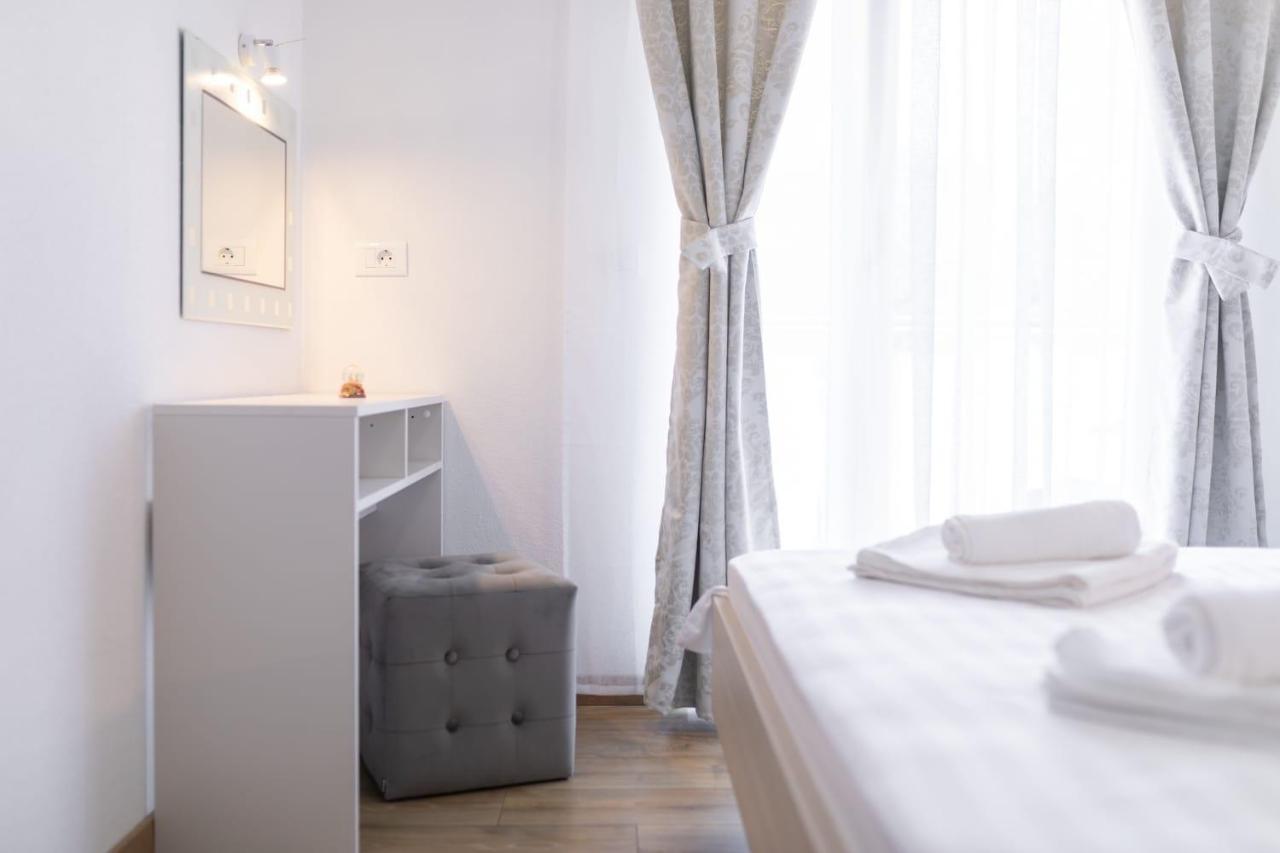Maloa Two Bedroom Apartment Smokvica  Eksteriør billede